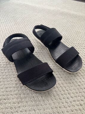 Mr Cat Royal Comfort Black Sandals Size  US 8 Made in Brazil